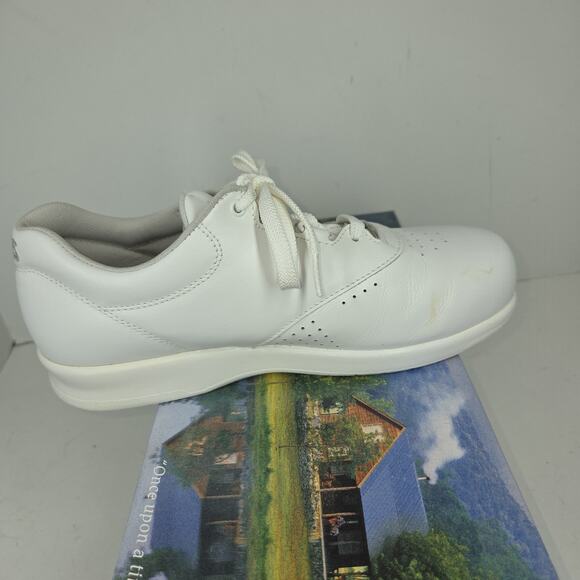 Vtg SAS Shoes Womens 6.5 Free Time White Comfort Walking Made In USA Walking - Picture 10 of 16